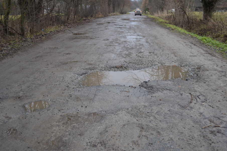 Gmina przekaże powiatowi środki na remont drogi