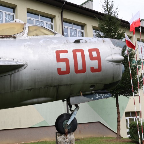 50-lecie Szkoły im. Bohaterów Lotnictwa w Ustjanowej Górnej