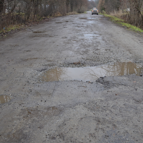 Gmina przekaże powiatowi środki na remont drogi