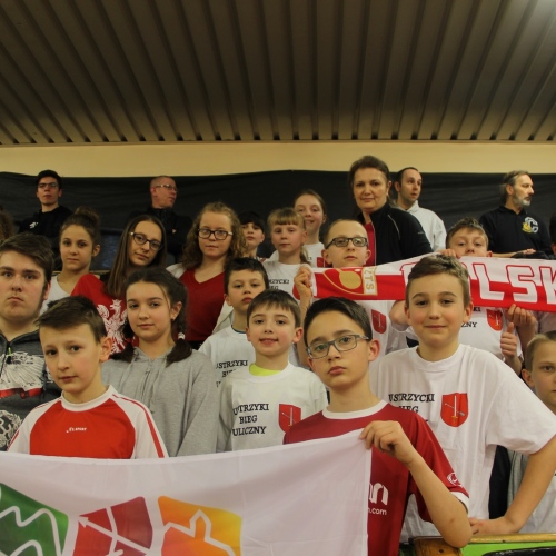 Ustrzyccy uczniowie na meczu reprezentacji Polski